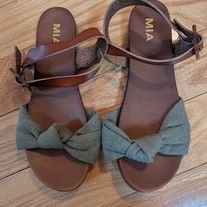 MIA Women's Brown and Green Sandals